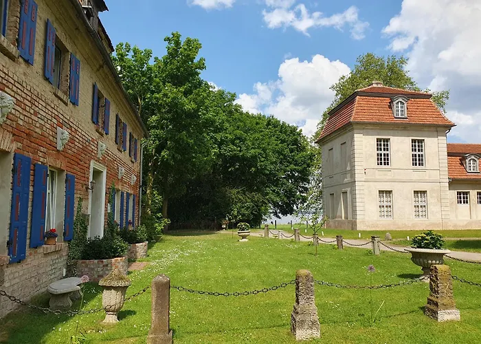 Gesindehaus Am Schloss Kummerower See