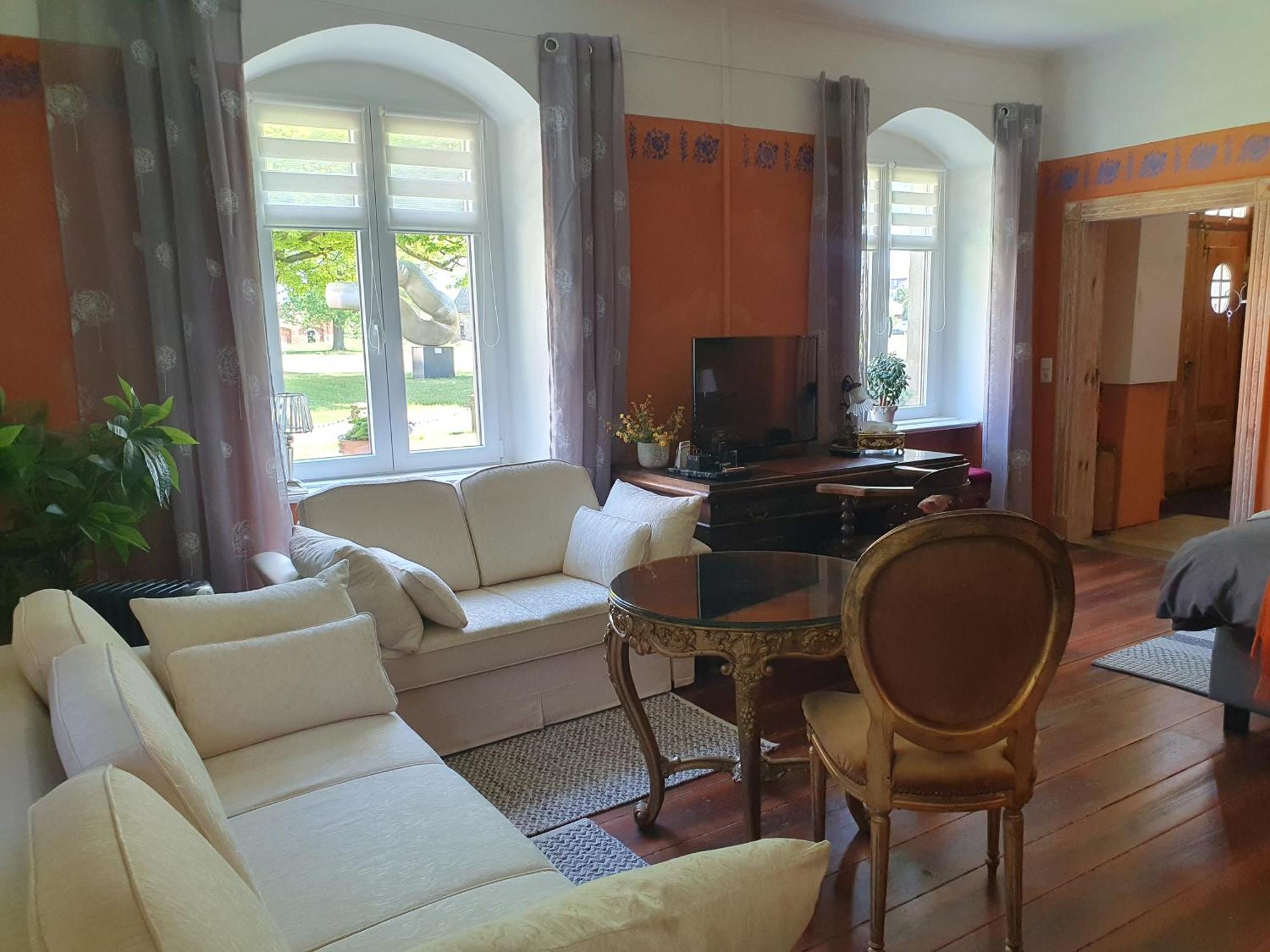 Gesindehaus Am Schloss Kummerower Kummerow (Mecklenburgische Seenplatte)